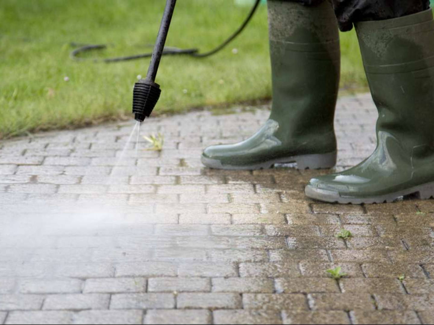 Pressure Washing Services Bronx, White Plains, Manhattan, Queens